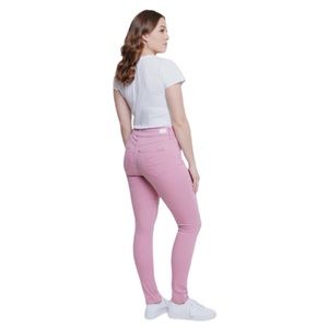 3/$25 Seven7 Skinny Jeans